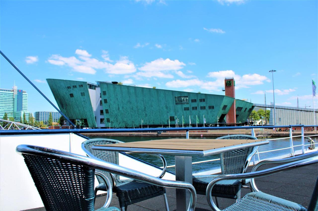 Hotel en barco Nova 2*