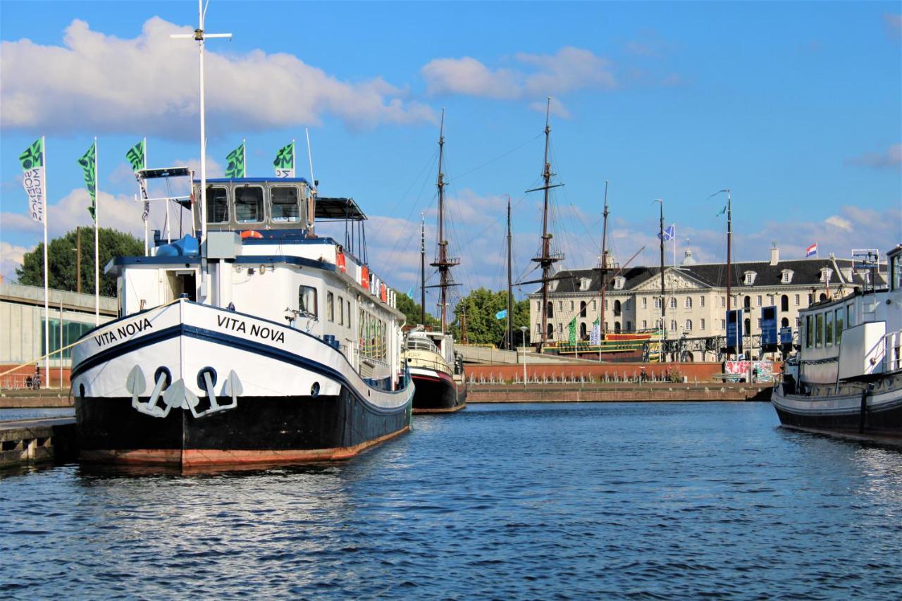 Nova Hotel en barco Ámsterdam